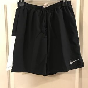 New with tags Men’s Nike running shorts